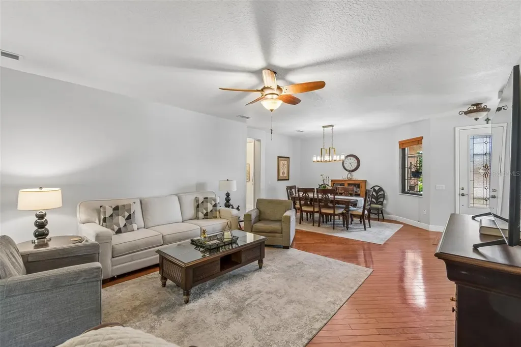 376 Indian Wells Avenue Poinciana FL 34759