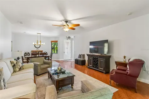 376 Indian Wells Avenue Poinciana FL 34759