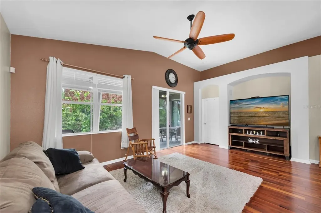 10133 Caraway Spice Avenue Riverview FL 33578