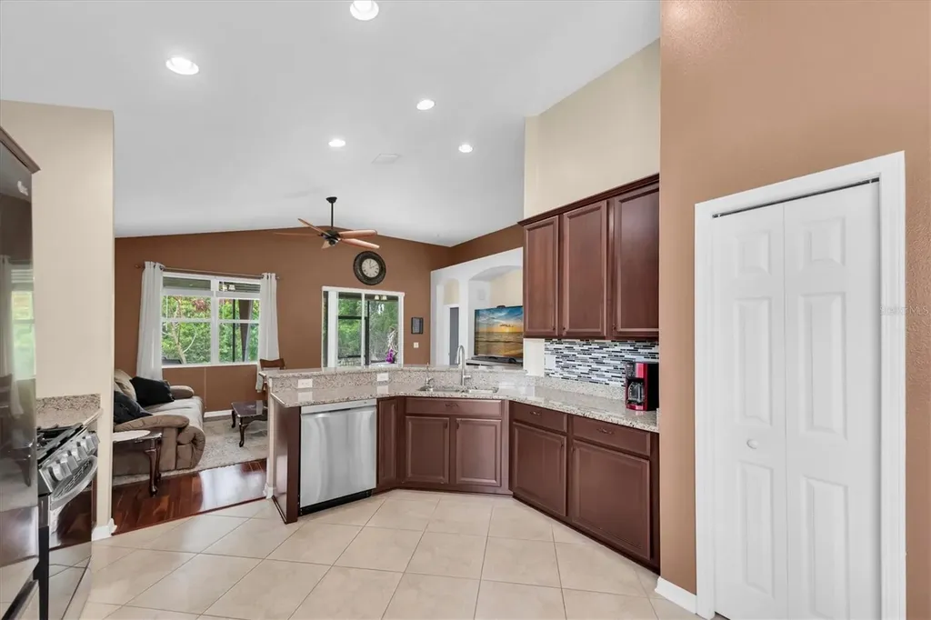 10133 Caraway Spice Avenue Riverview FL 33578