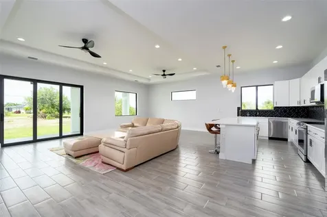 178 Lime Tree Park Rotonda West FL 33947