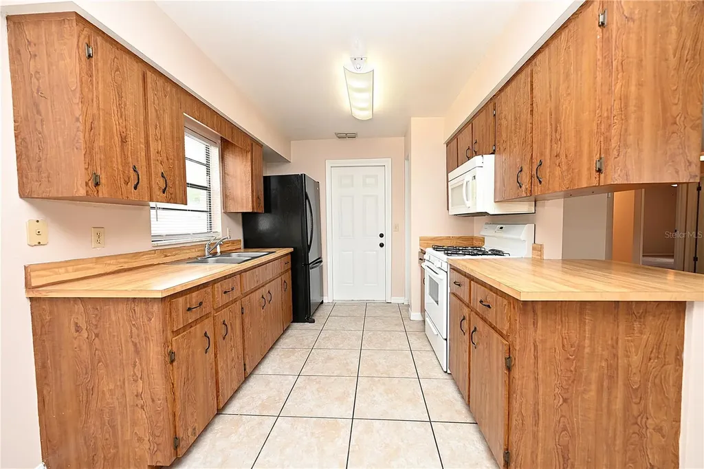 1018 Sunshine Way SW Winter Haven FL 33880