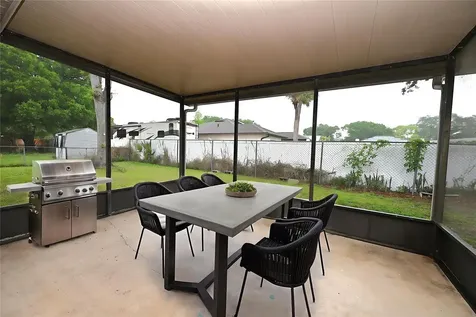 1018 Sunshine Way SW Winter Haven FL 33880