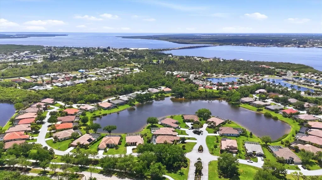 4120 Lakes Court Port Charlotte FL 33953