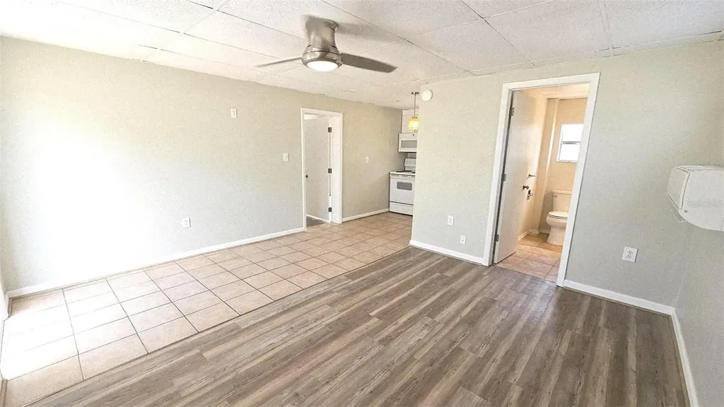 45 W Langsner Street Englewood FL 34223