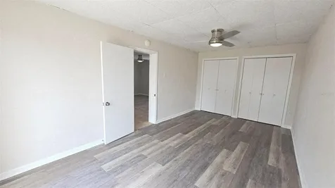45 W Langsner Street Englewood FL 34223
