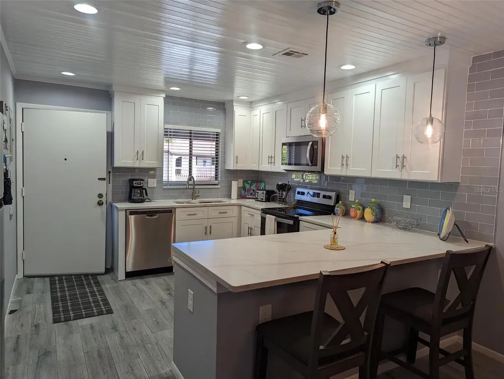 1634 Stickney Point Road Sarasota FL 34231