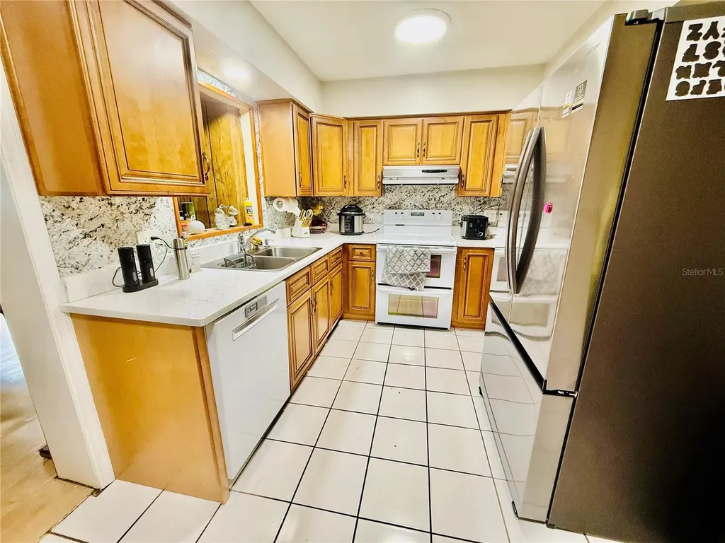 2416 Wishing Well Circle Tampa FL 33619