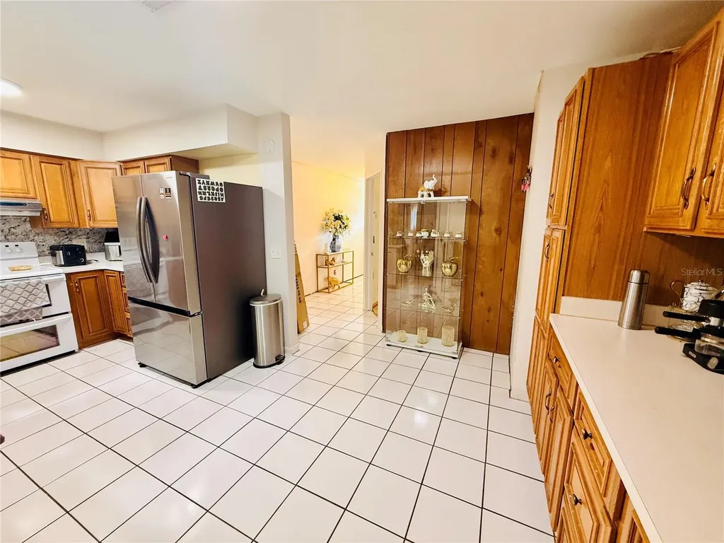 2416 Wishing Well Circle Tampa FL 33619