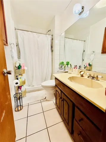 2416 Wishing Well Circle Tampa FL 33619