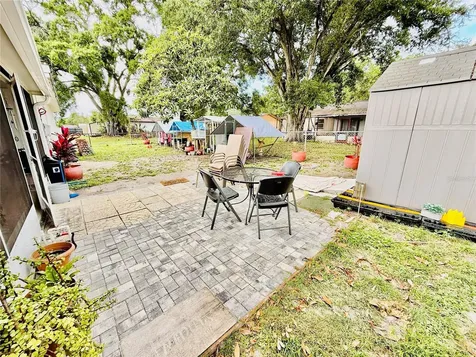 2416 Wishing Well Circle Tampa FL 33619