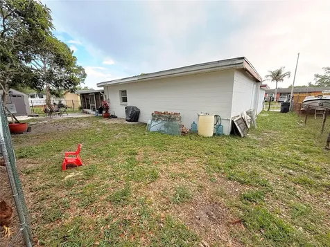 2416 Wishing Well Circle Tampa FL 33619