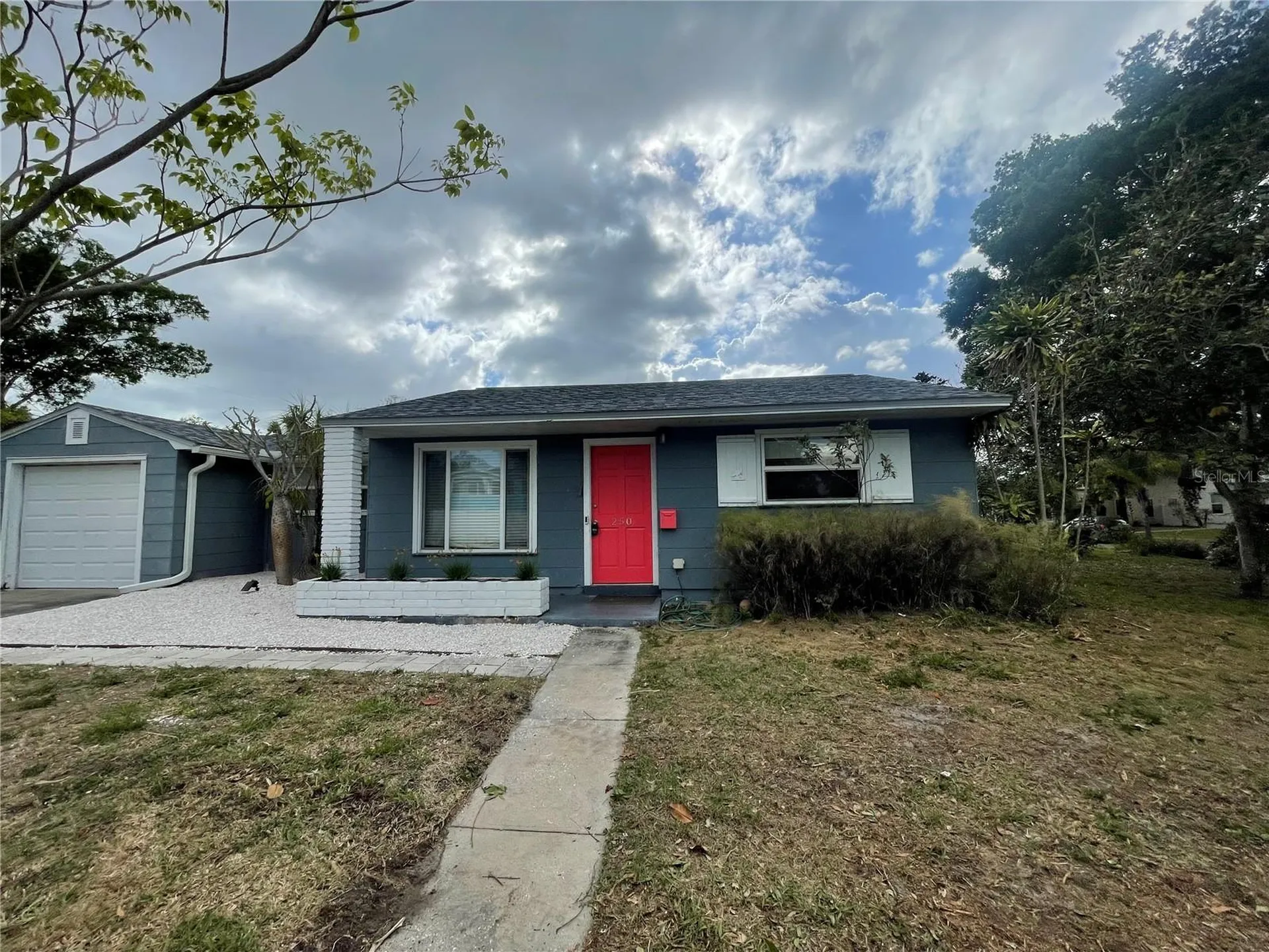 250 37th Street N St Petersburg FL 33713