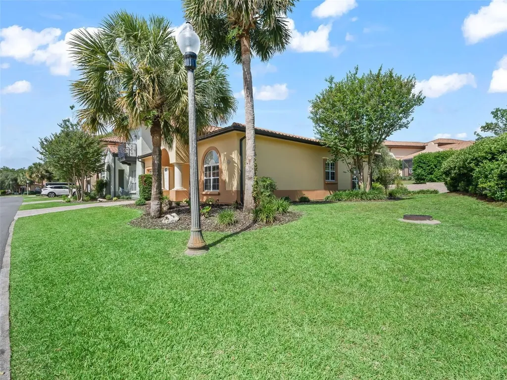 1256 Avenida De Las Casas The Villages FL 32159
