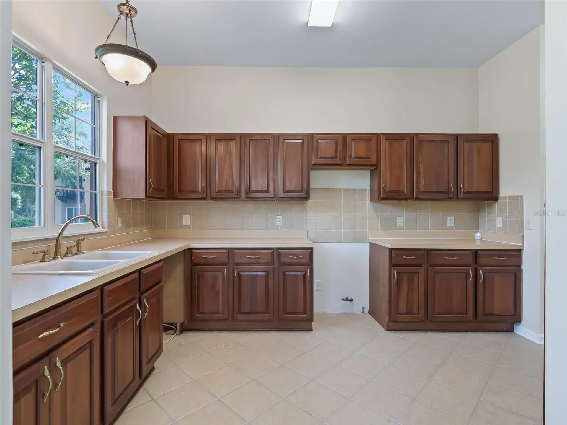 1256 Avenida De Las Casas The Villages FL 32159