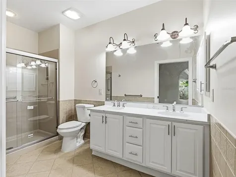 1256 Avenida De Las Casas Lady Lake FL 32159
