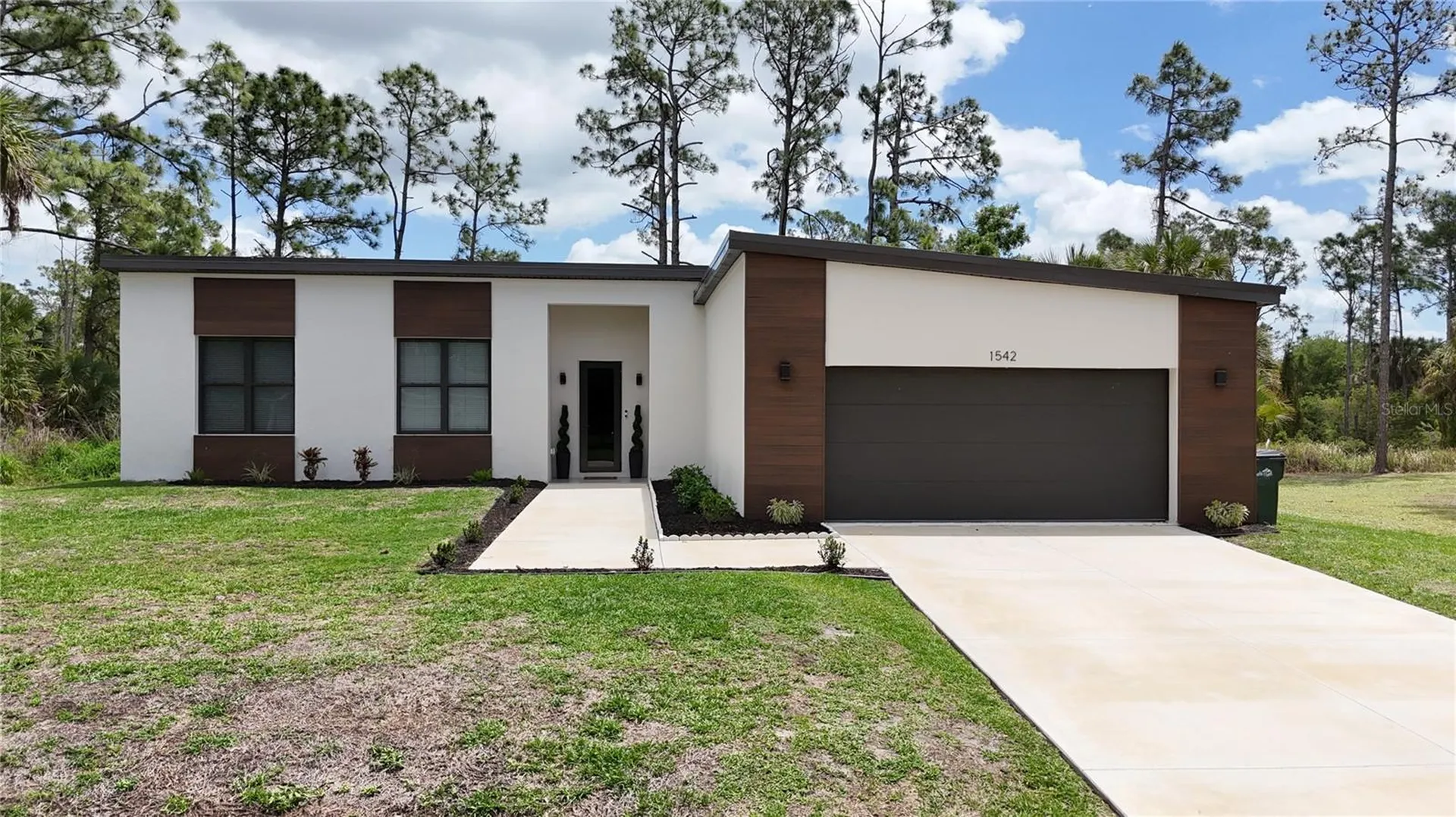 1542 Sareta Terrace North Port FL 34286
