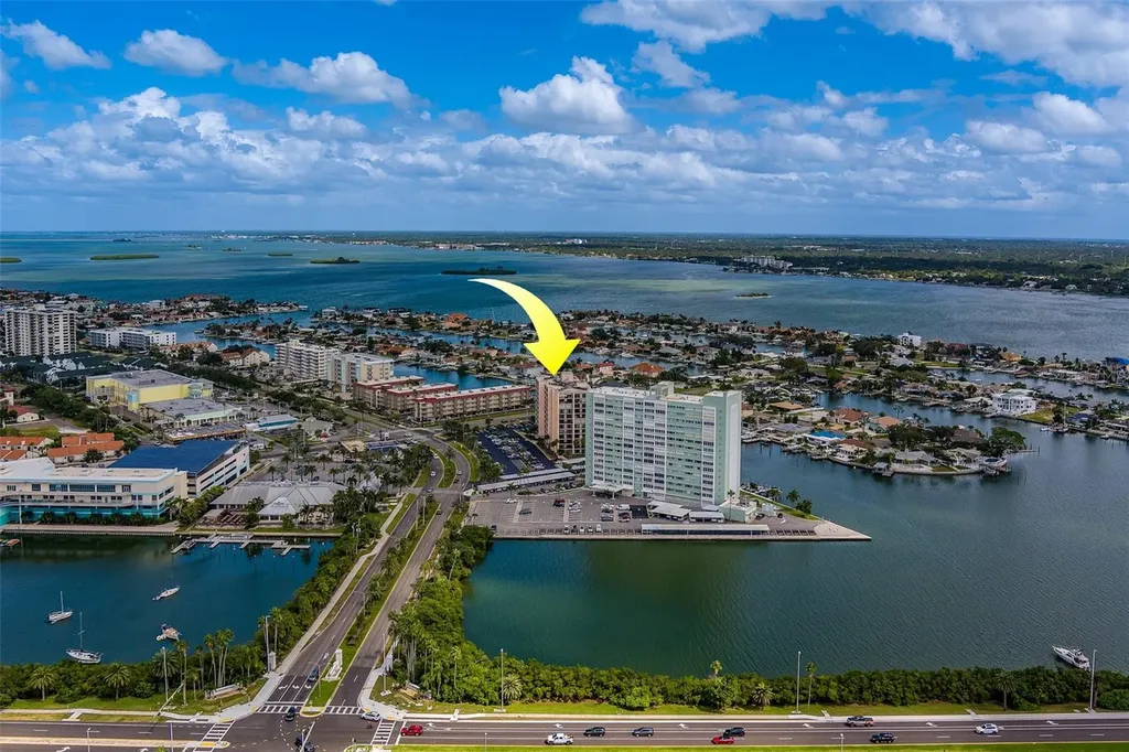 51 Island Way Clearwater Beach FL 33767