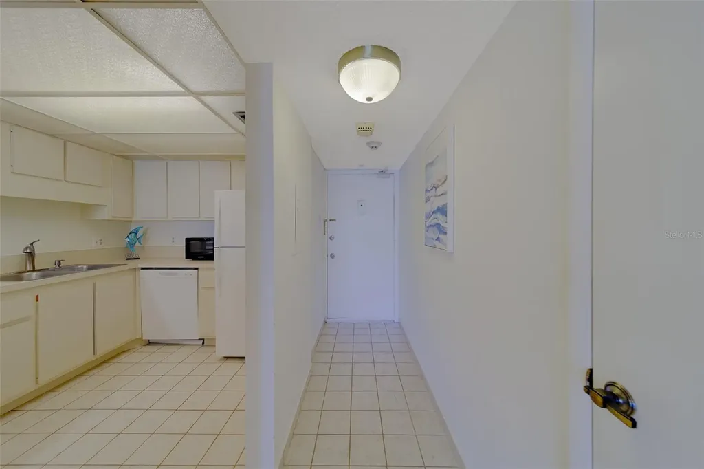 51 Island Way Clearwater Beach FL 33767