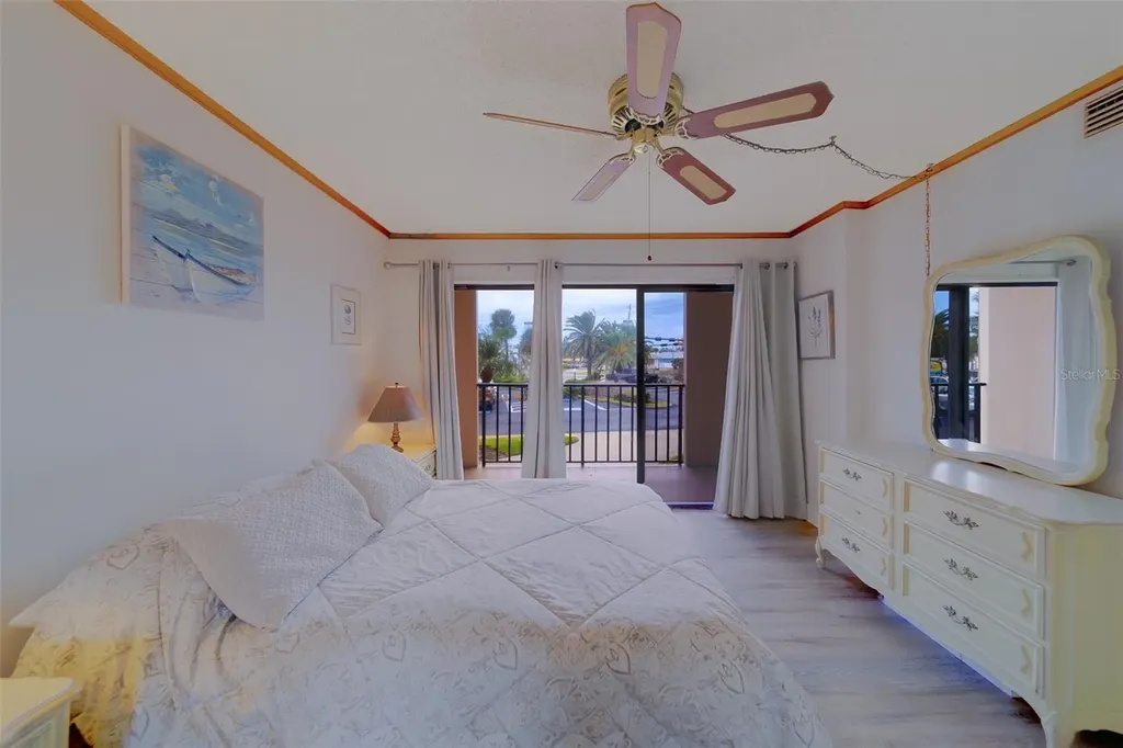51 Island Way Clearwater Beach FL 33767