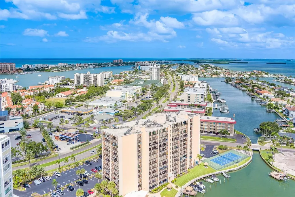 51 Island Way Clearwater Beach FL 33767