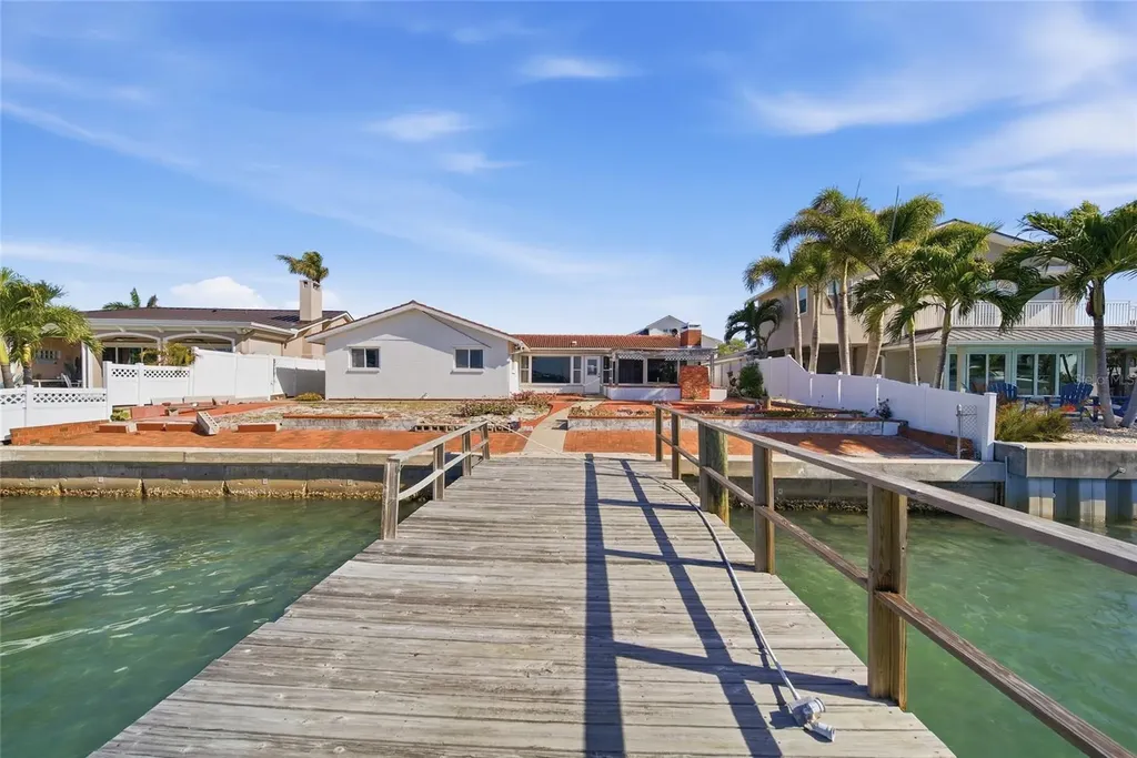 4 Bellevue Drive Treasure Island FL 33706
