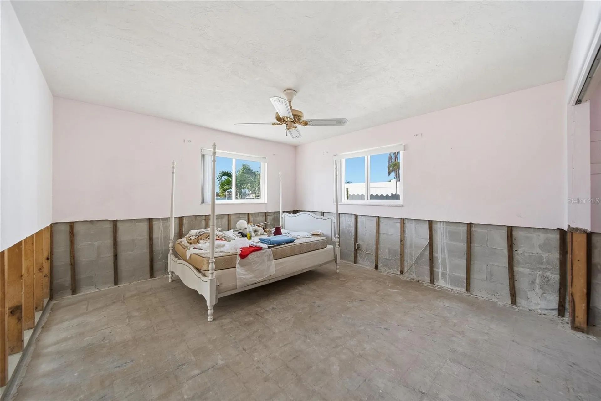 4 Bellevue Drive Treasure Island FL 33706