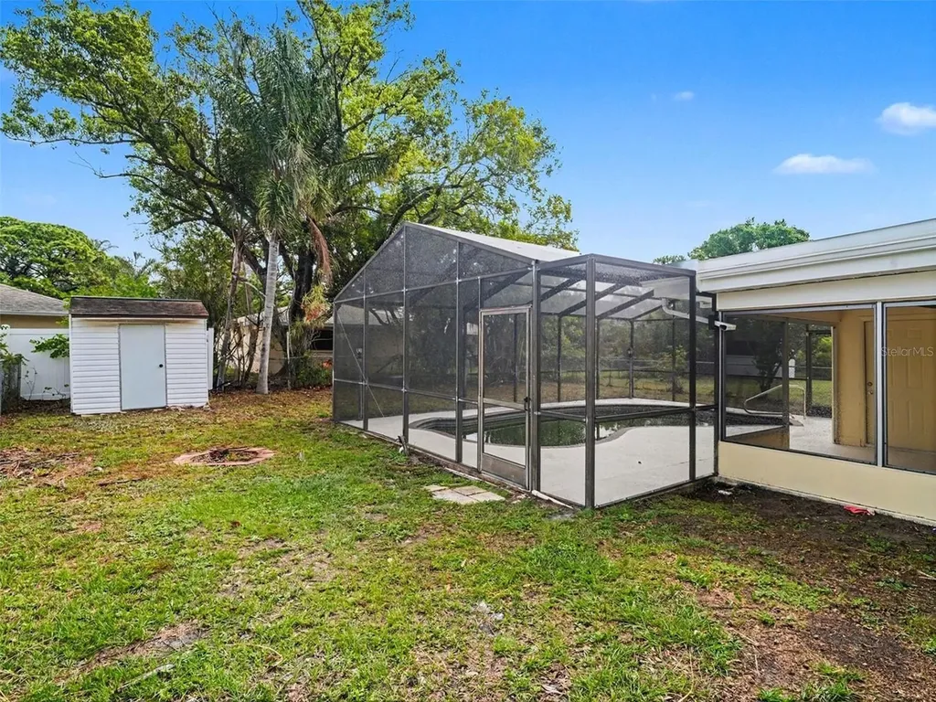 4037 Maverick Avenue Sarasota FL 34233