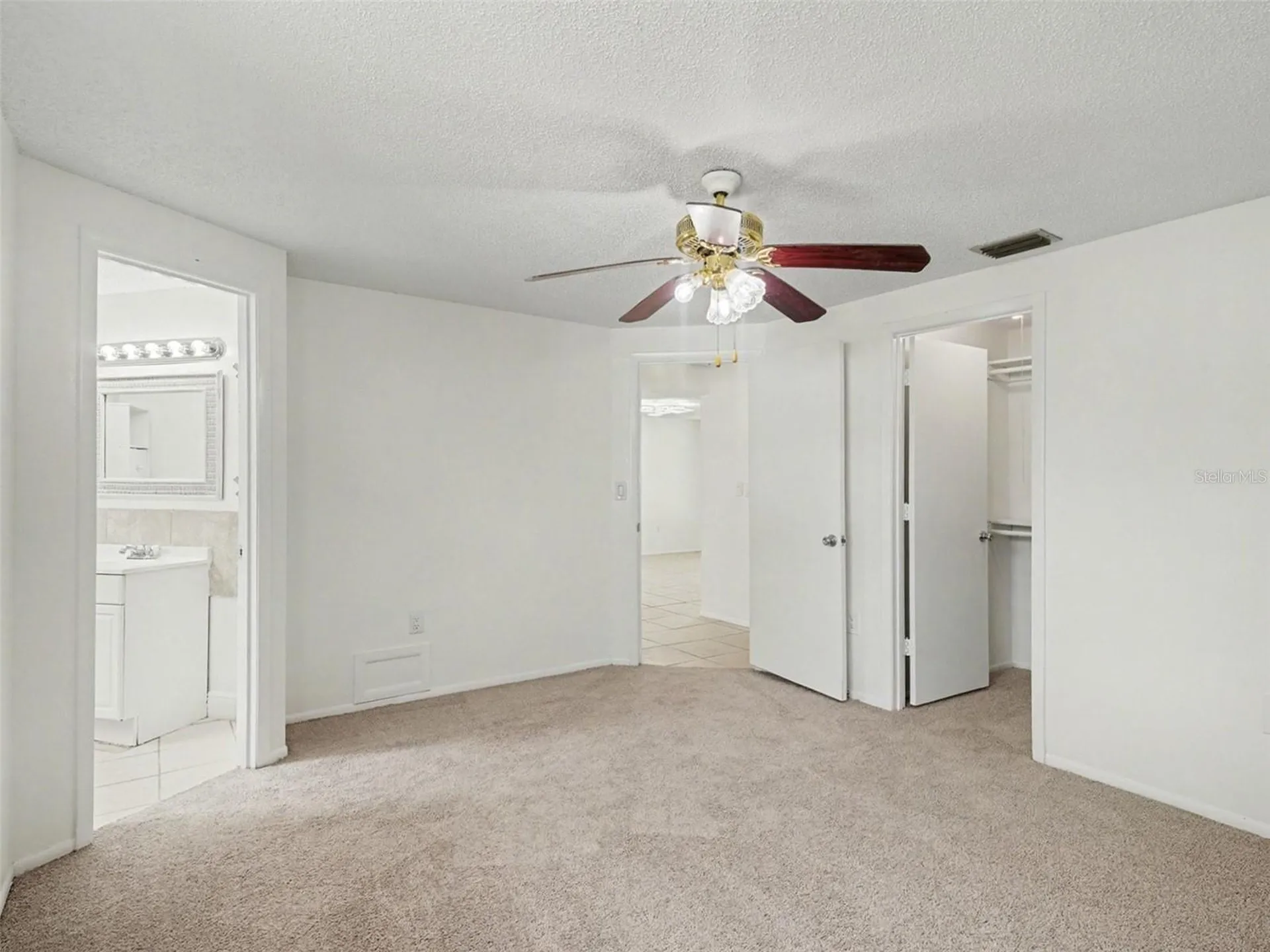 4037 Maverick Avenue Sarasota FL 34233