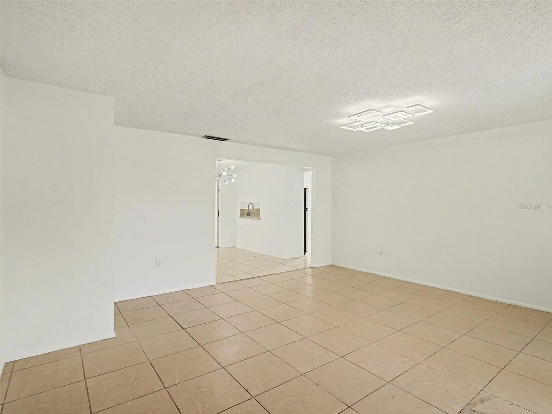 4037 Maverick Avenue Sarasota FL 34233