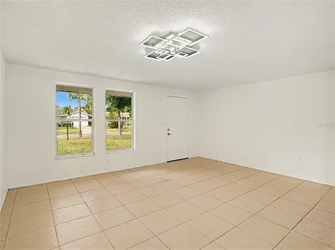 4037 Maverick Avenue Sarasota FL 34233