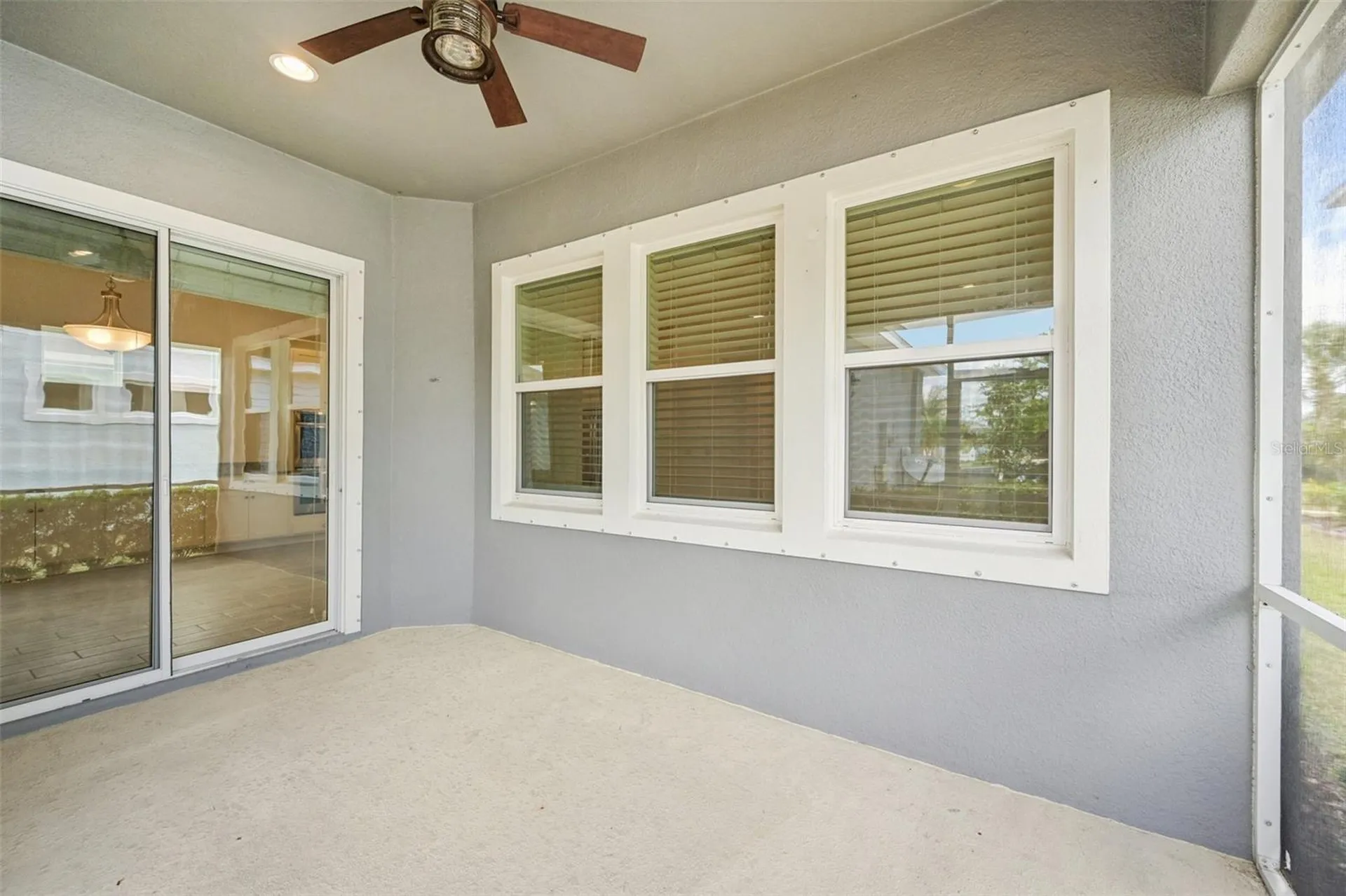 806 Winterside Drive Apollo Beach FL 33572