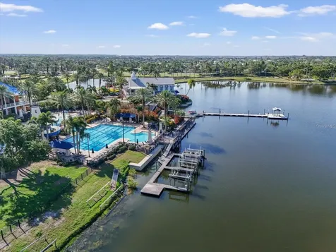 806 Winterside Drive Apollo Beach FL 33572