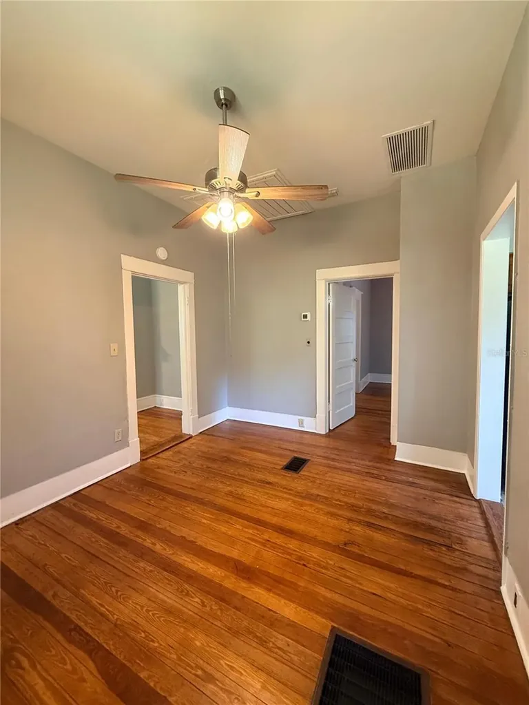541 NE 11th Street Gainesville FL 32601