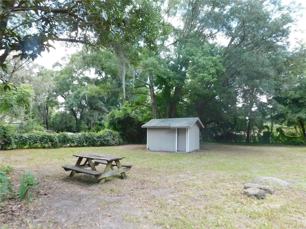 541 NE 11th Street Gainesville FL 32601