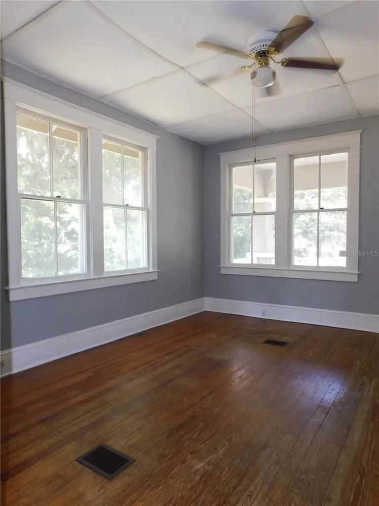 541 NE 11th Street Gainesville FL 32601