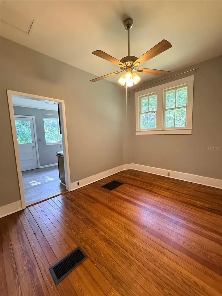 541 NE 11th Street Gainesville FL 32601