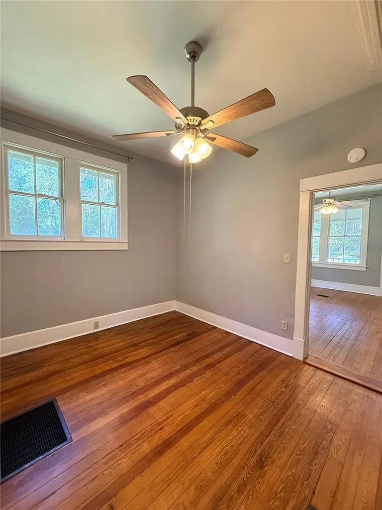 541 NE 11th Street Gainesville FL 32601