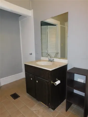 541 NE 11th Street Gainesville FL 32601