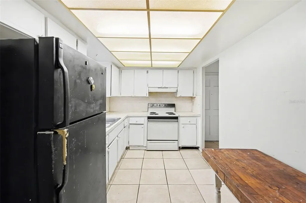 5051 75th Avenue N Pinellas Park FL 33781