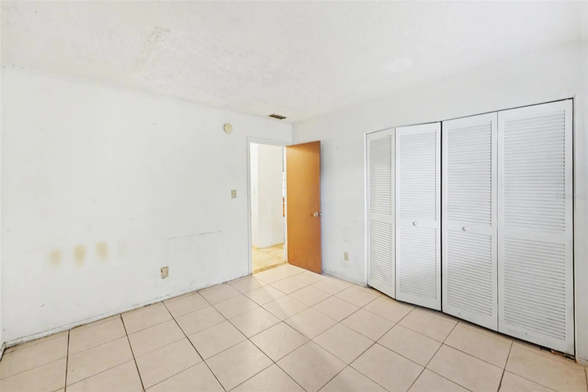 5051 75th Avenue N Pinellas Park FL 33781