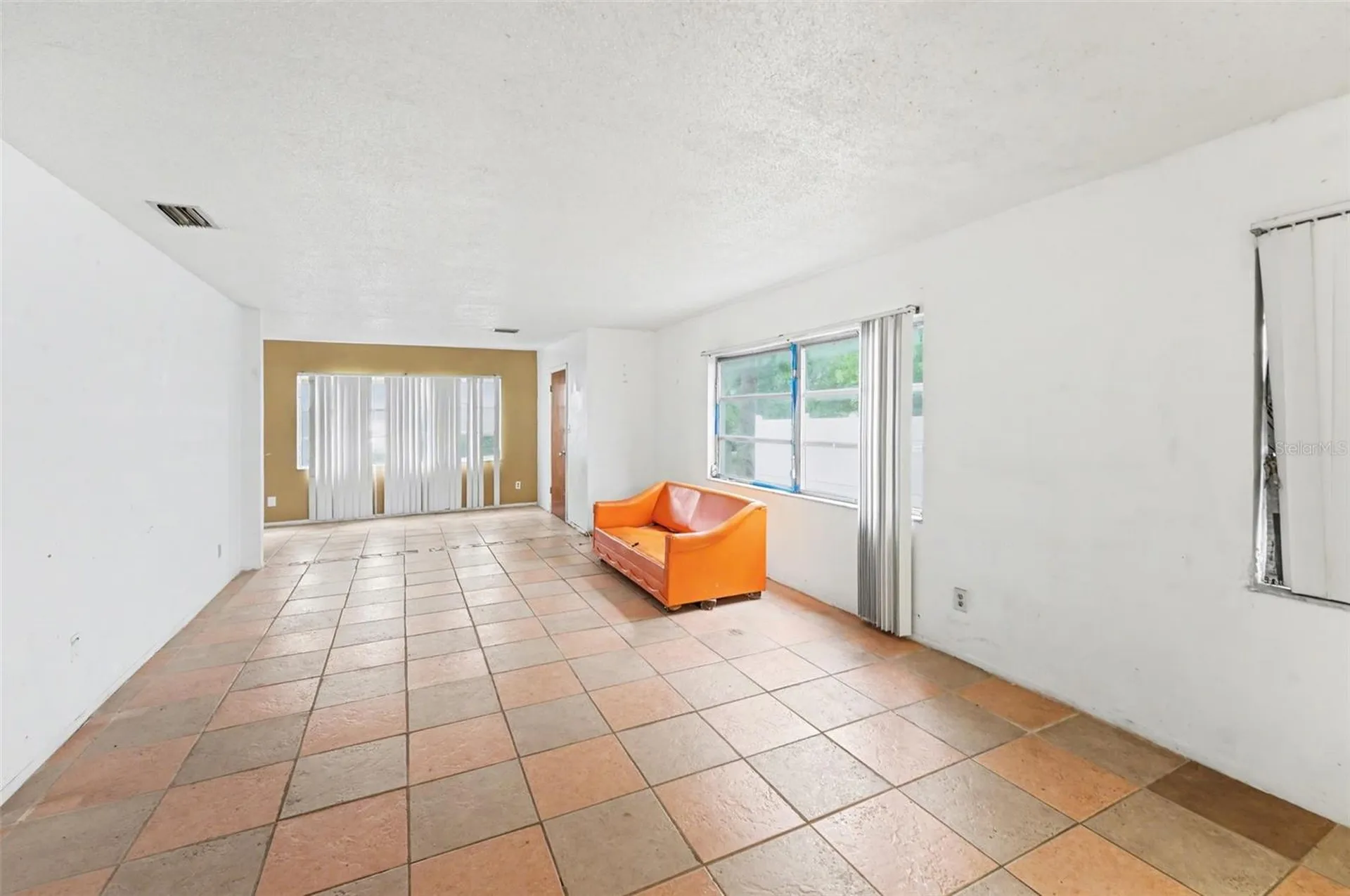 5051 75th Avenue N Pinellas Park FL 33781
