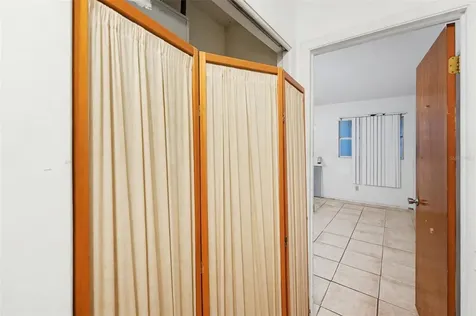 5051 75th Avenue N Pinellas Park FL 33781