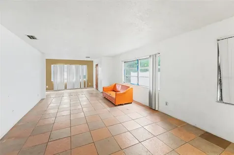 5051 75th Avenue N Pinellas Park FL 33781