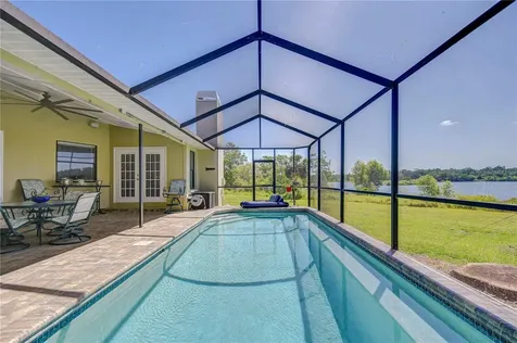 709 Sportsman Park Drive Seffner FL 33584