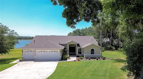 709 Sportsman Park Drive Seffner FL 33584