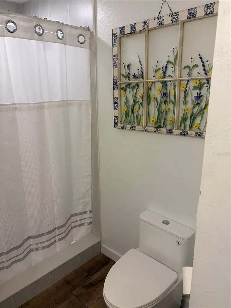 8914 Memorial Highway Tampa FL 33615