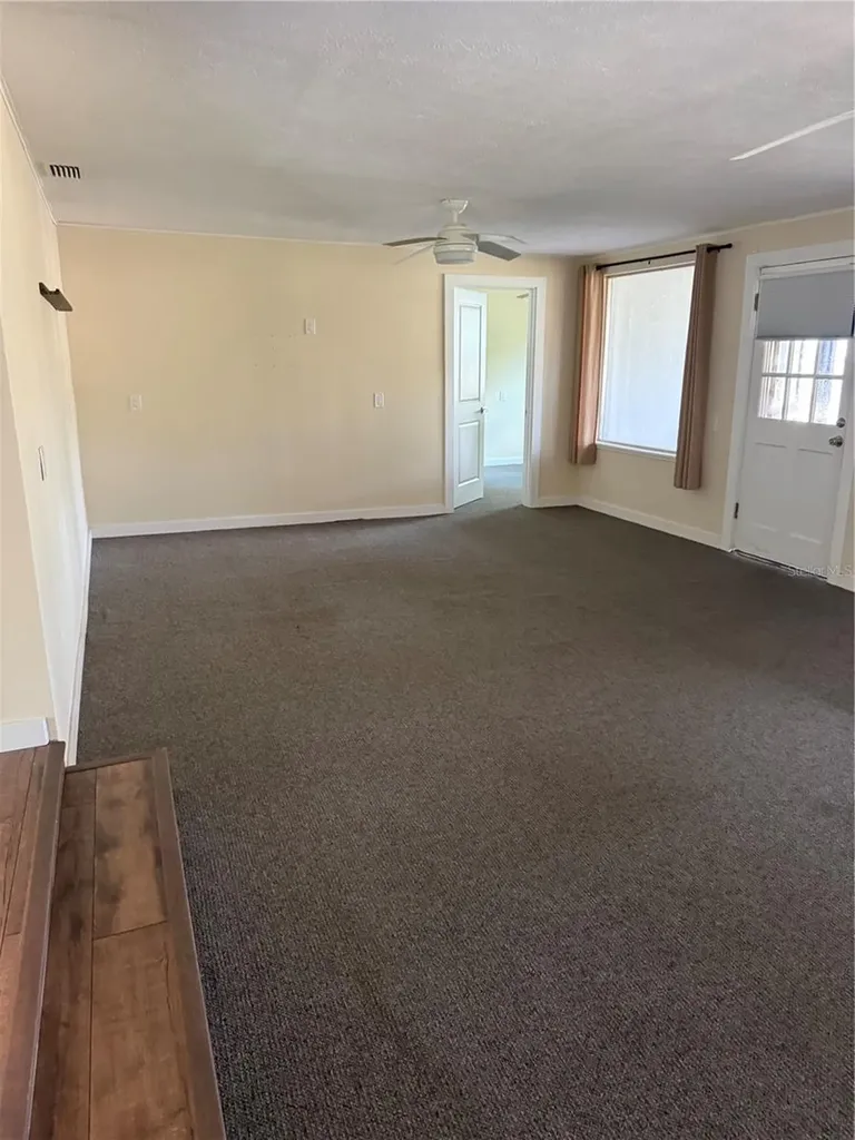 8914 Memorial Highway Tampa FL 33615