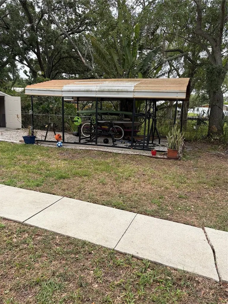 8914 Memorial Highway Tampa FL 33615