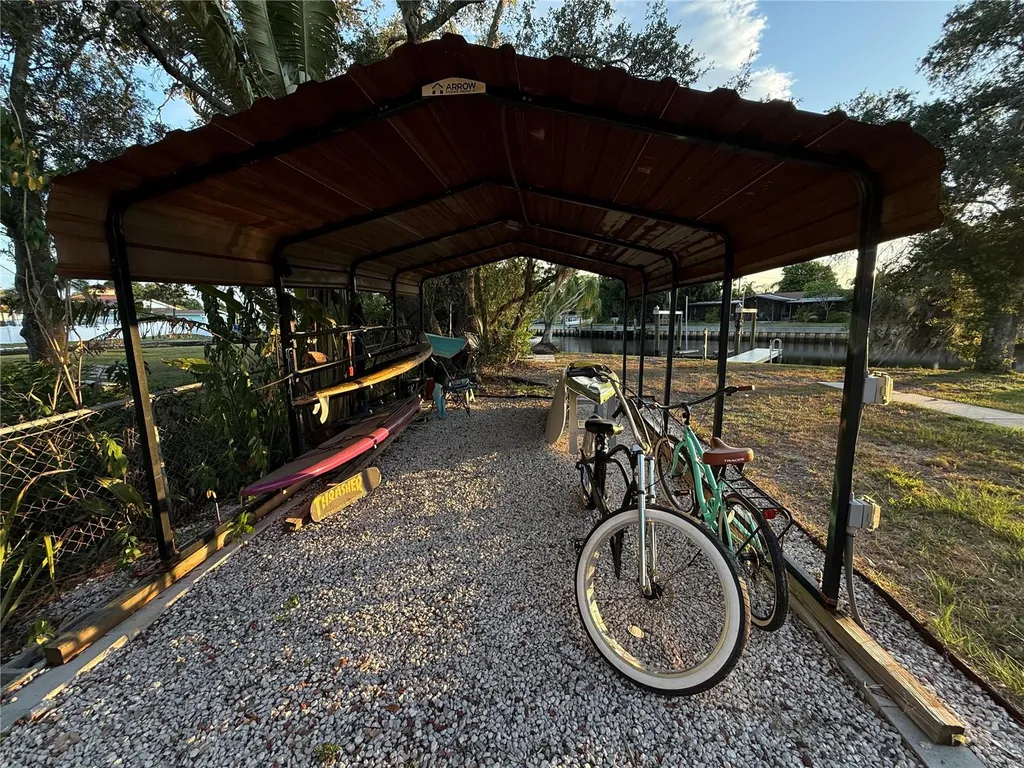 8914 Memorial Highway Tampa FL 33615